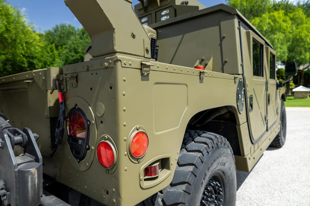 2009 AM General Hummer - Image 21 of 31