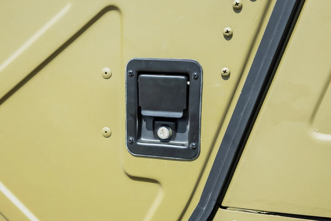 2009 AM General Hummer - Image 22 of 31