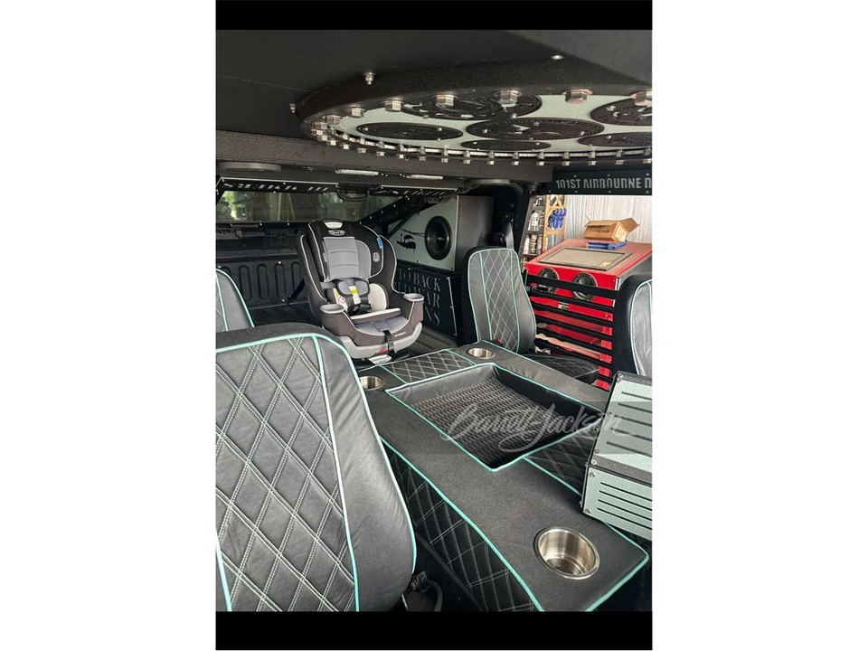 2009 AM General Hummer - Image 2 of 3