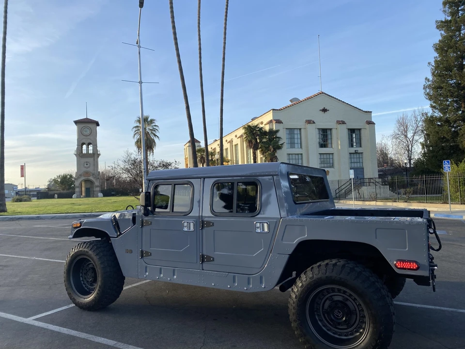 2009 Hummer HMMWV - Image 16 of 31