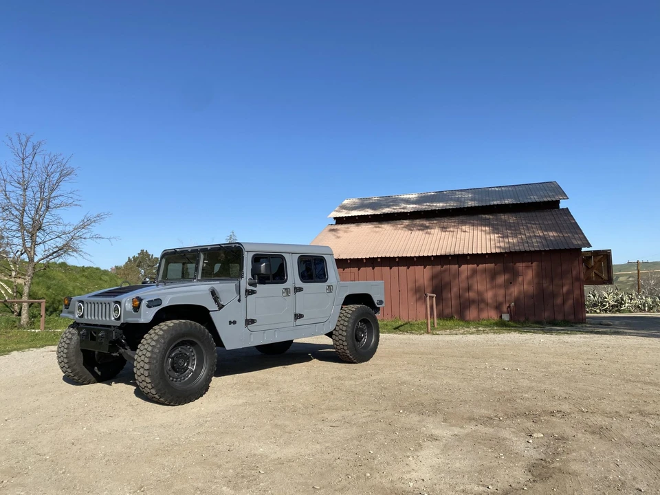 2009 Hummer HMMWV - Image 4 of 31