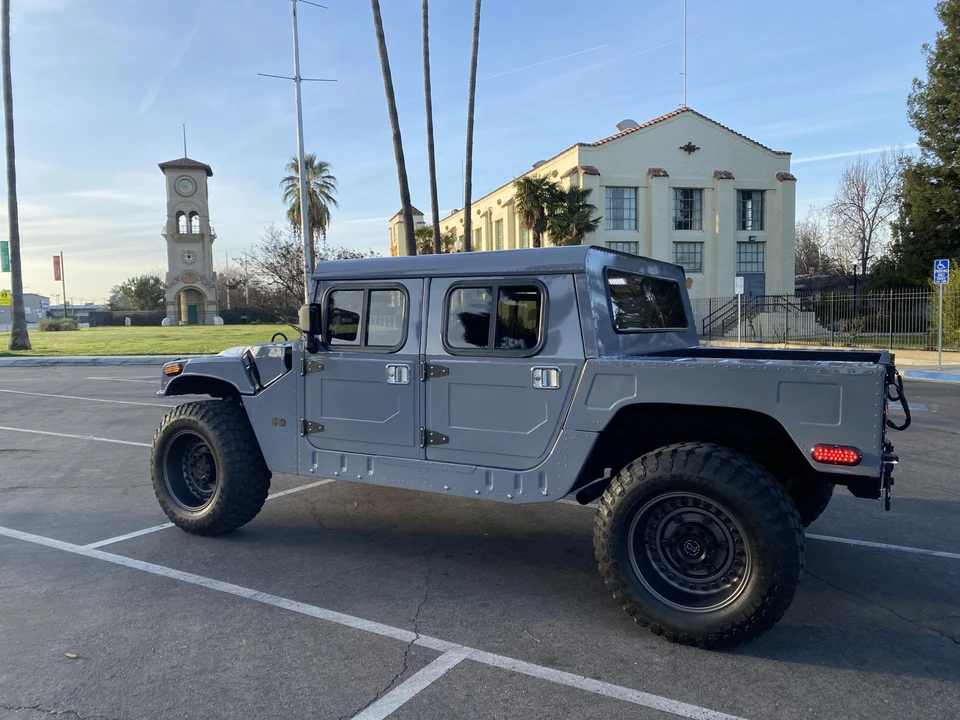 2009 Hummer HMMWV - Image 15 of 31