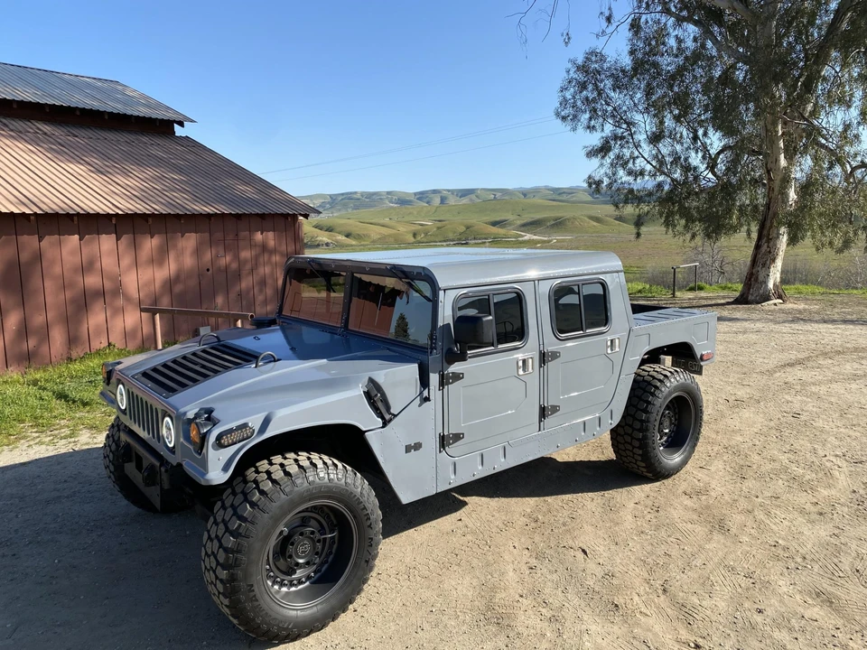 2009 Hummer HMMWV - Image 3 of 31