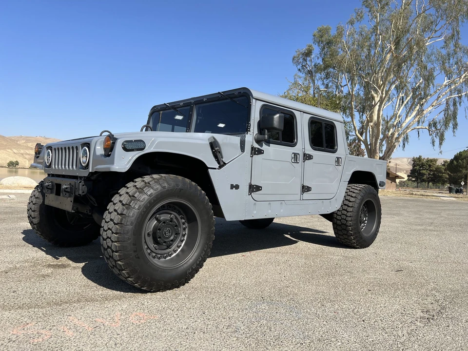 2009 Hummer HMMWV - Image 8 of 31