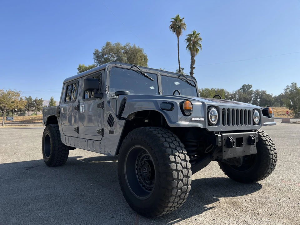2009 Hummer HMMWV - Image 10 of 31
