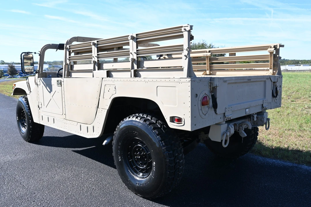 2009 Hummer HMMWV - Image 18 of 31