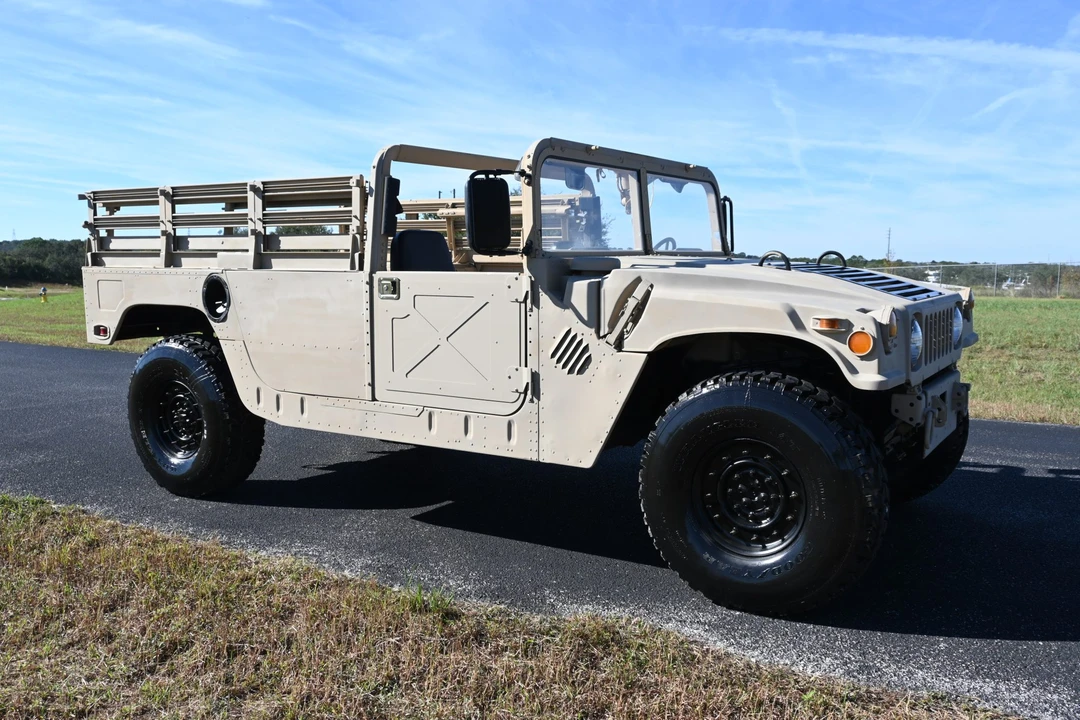 2009 Hummer HMMWV - Image 28 of 31