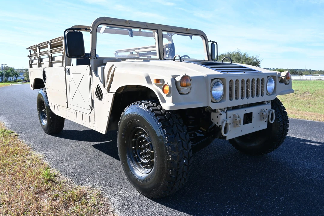 2009 Hummer HMMWV - Image 30 of 31
