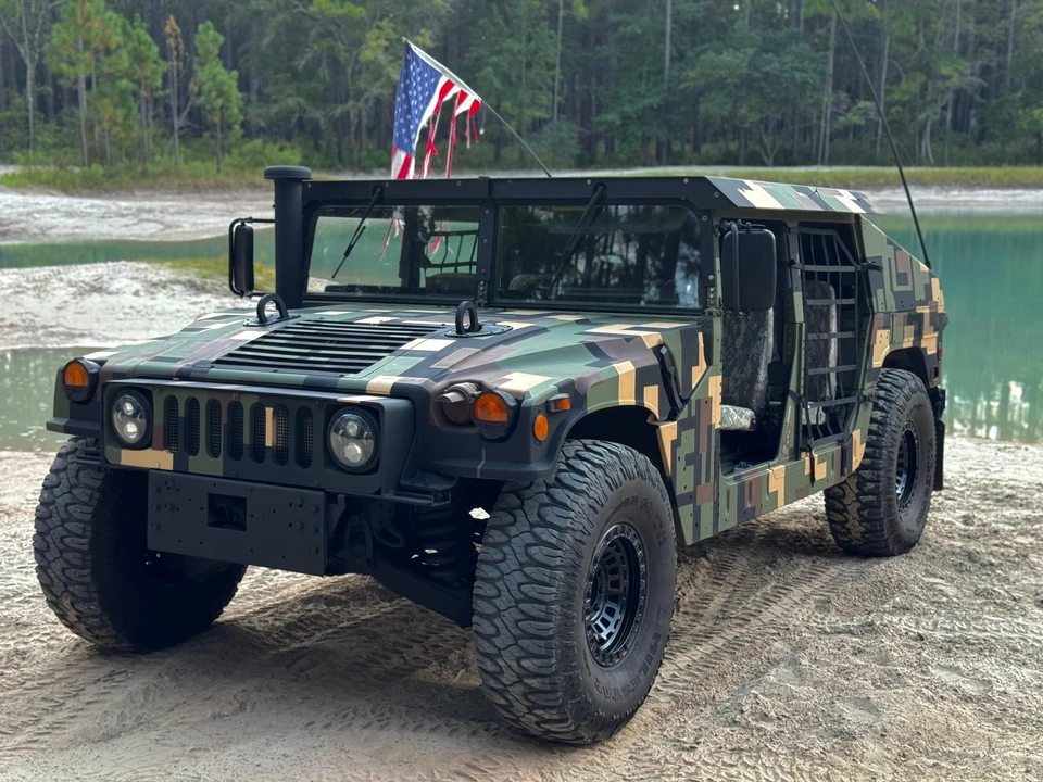 2009 AM General Hummer - Image 10 of 31