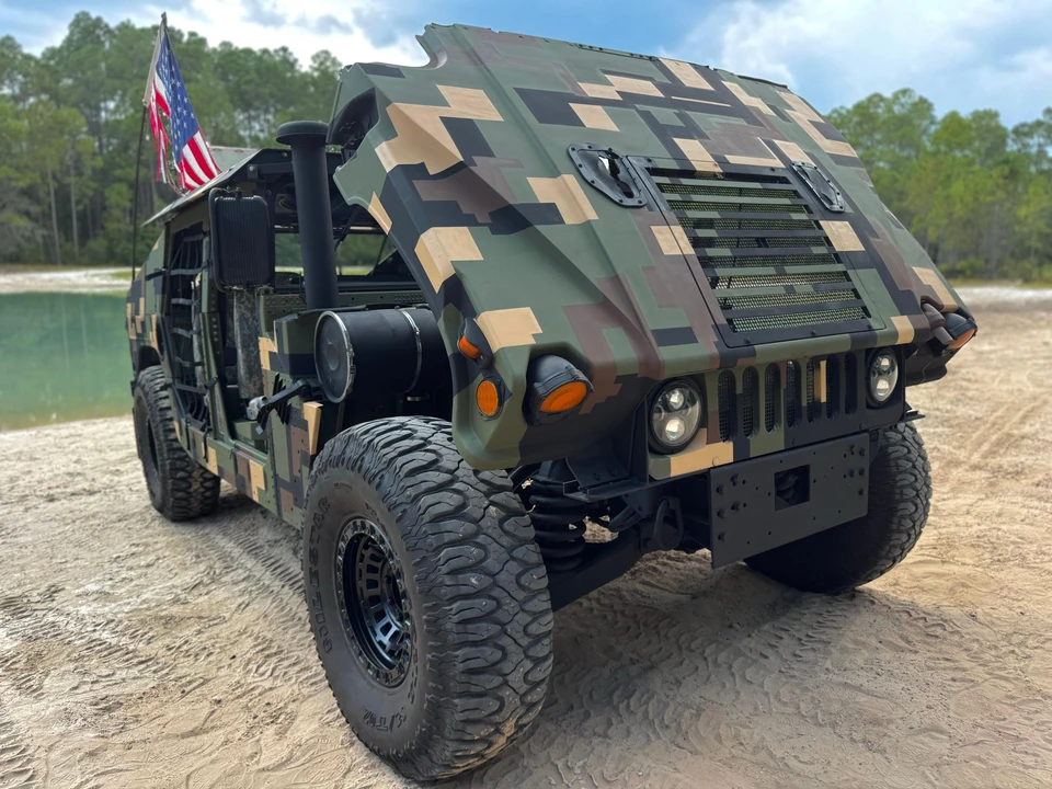 2009 AM General Hummer - Image 30 of 31
