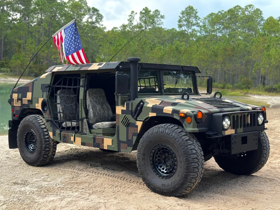2009 AM General Hummer - Image 16 of 31