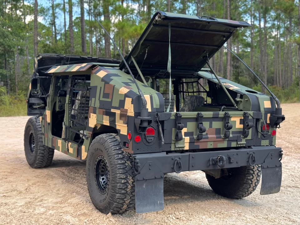 2009 AM General Hummer - Image 24 of 31
