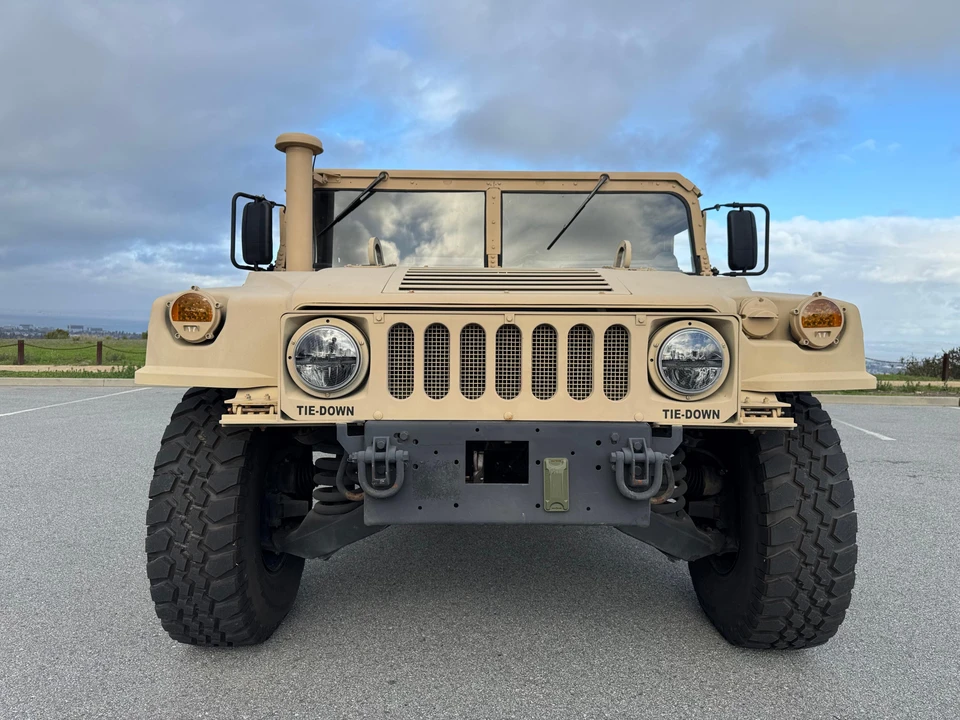 2009 AM General Hummer - Image 6 of 31