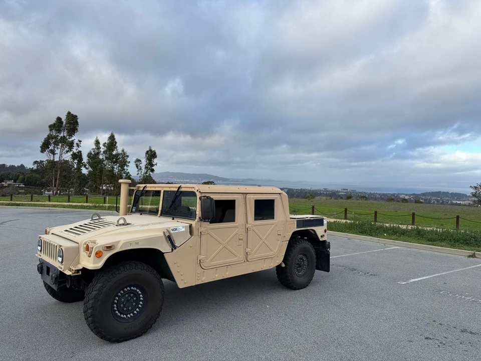 2009 AM General Hummer - Image 8 of 31