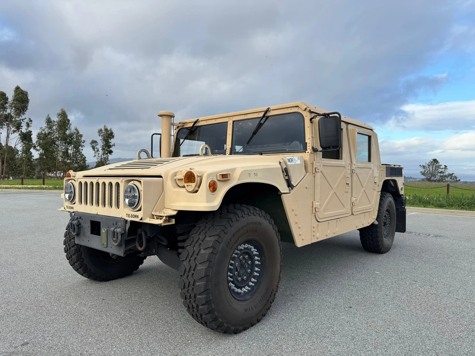 2009 AM General Hummer - Image 7 of 31