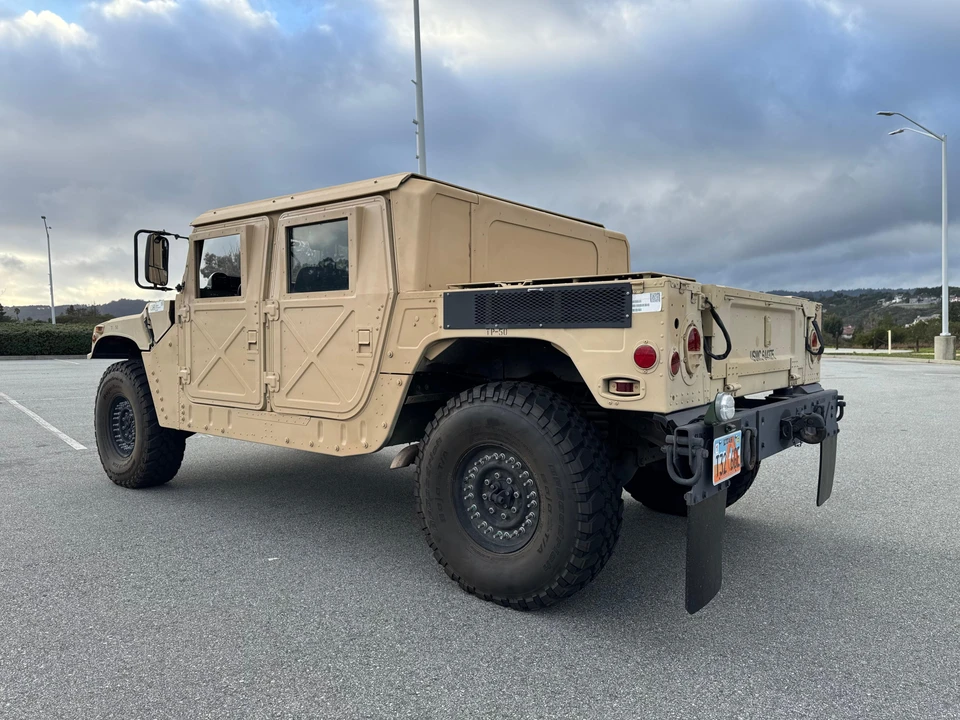 2009 AM General Hummer - Image 10 of 31