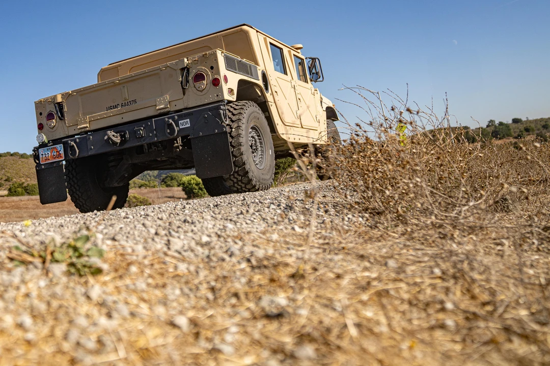 2009 AM General Hummer - Image 18 of 31