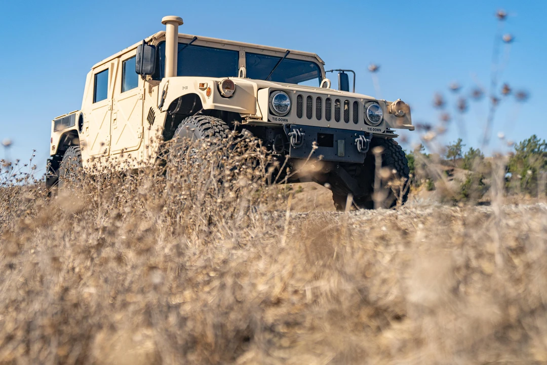 2009 AM General Hummer - Image 22 of 31