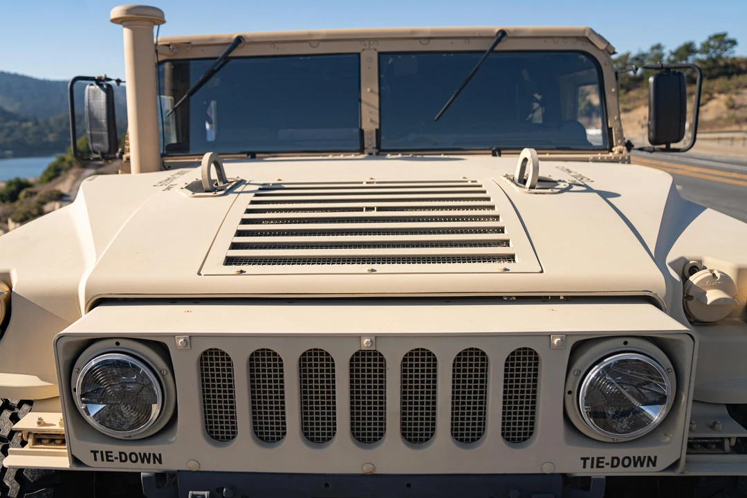 2009 AM General Hummer - Image 28 of 31