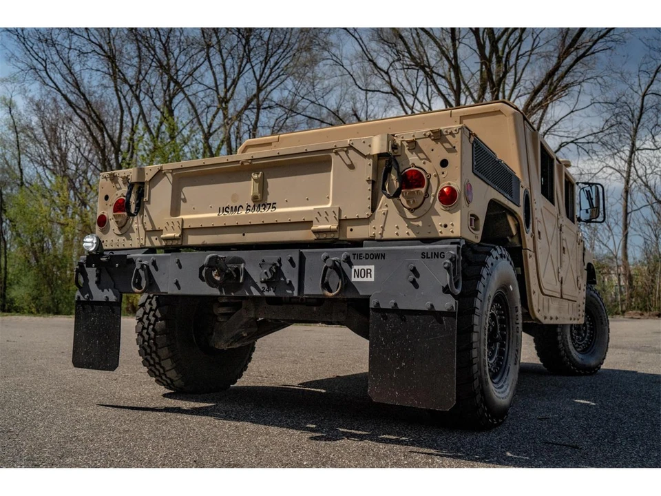 2009 AM General Hummer - Image 12 of 31