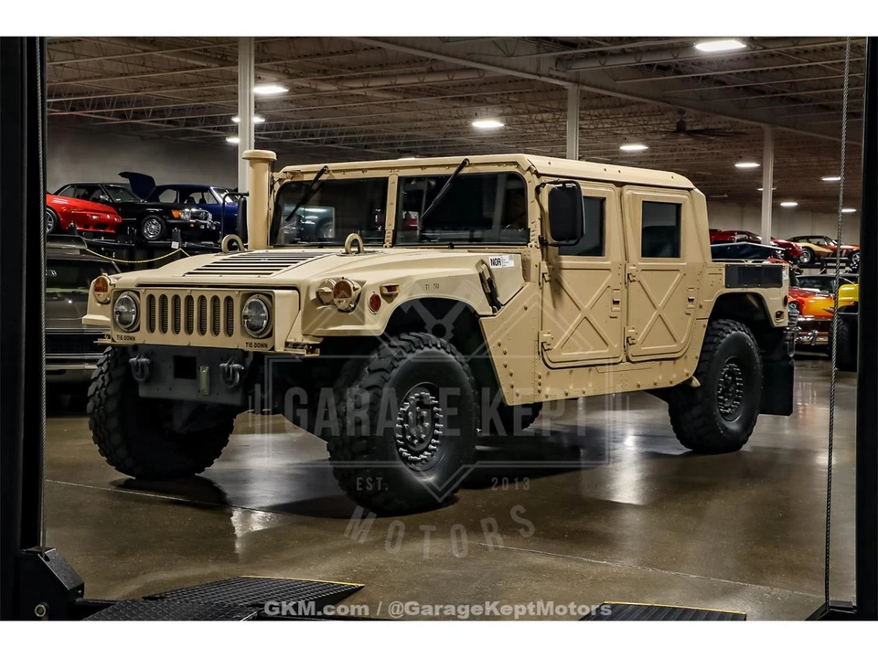 2009 AM General Hummer - Image 18 of 31