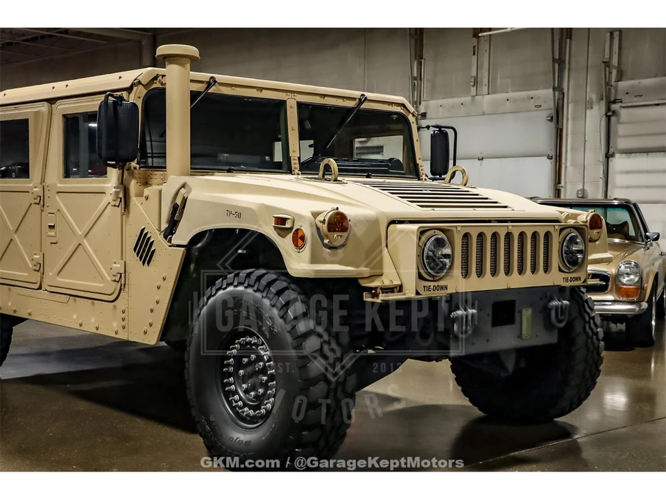 2009 AM General Hummer - Image 28 of 31