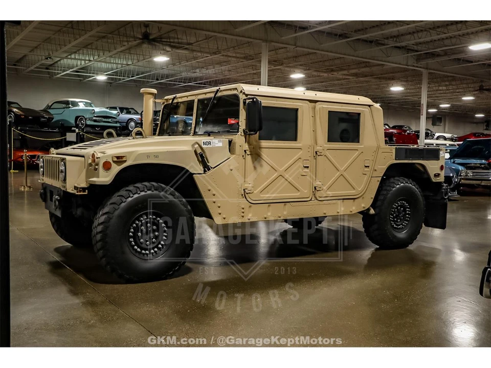 2009 AM General Hummer - Image 19 of 31