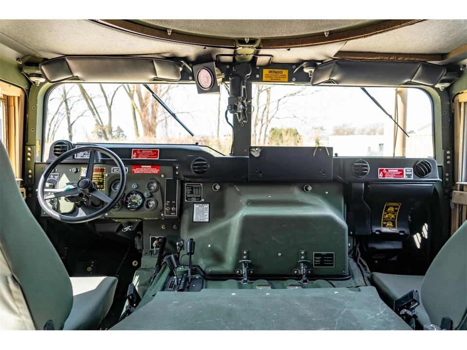 2009 AM General Hummer - Image 10 of 31