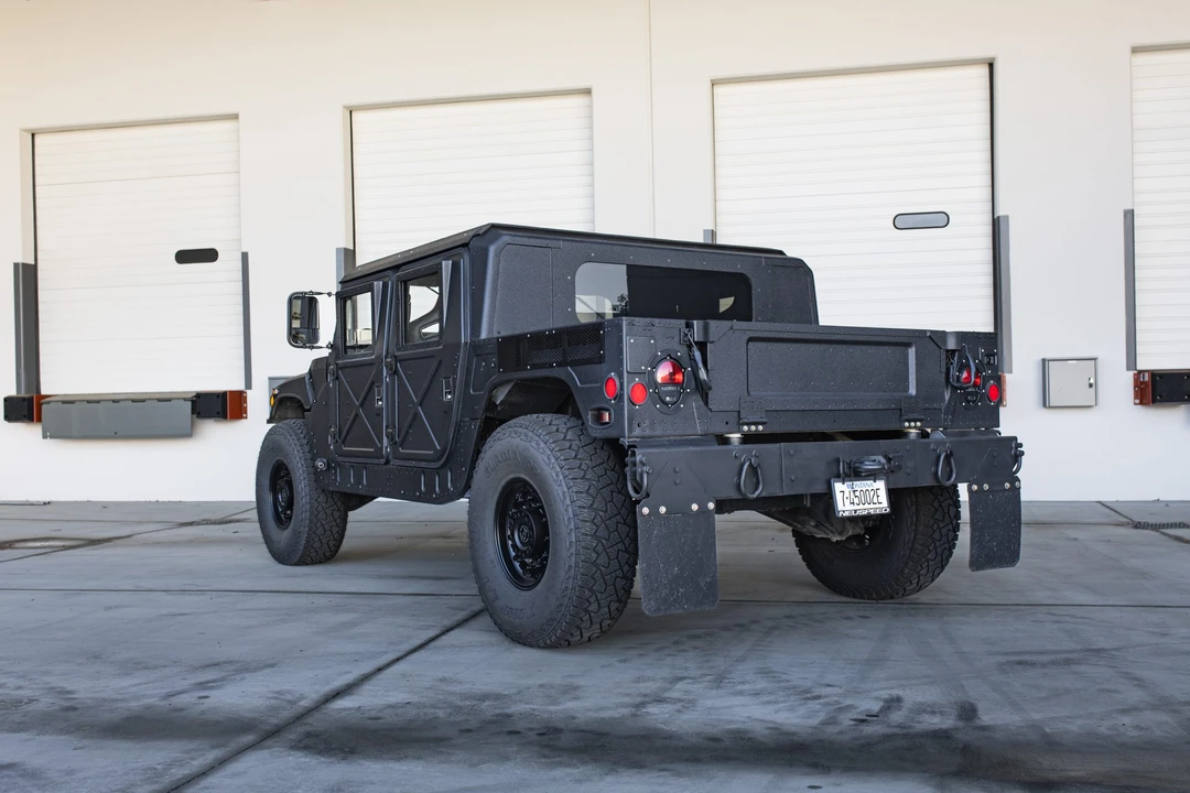 2009 Hummer HMMWV - Image 17 of 31
