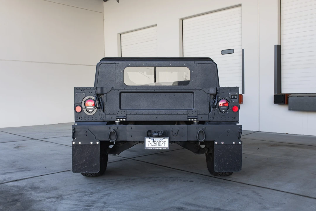 2009 Hummer HMMWV - Image 15 of 31