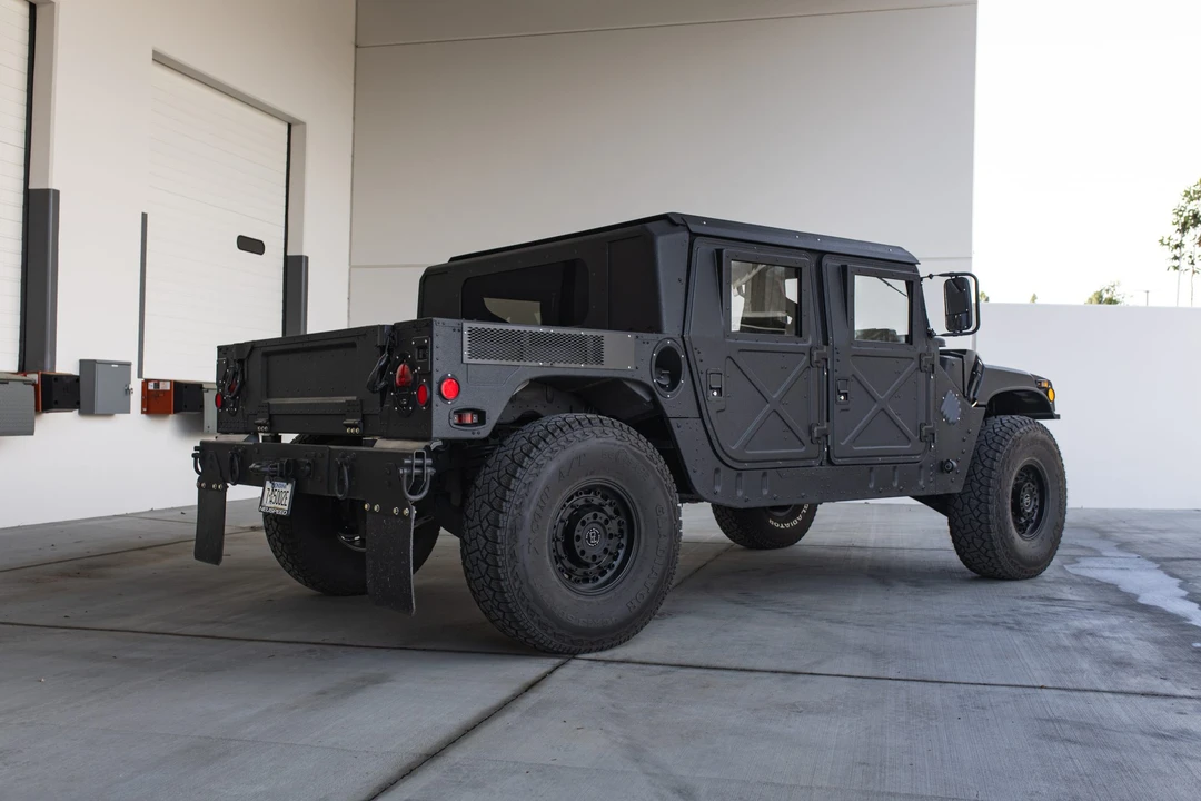 2009 Hummer HMMWV - Image 13 of 31