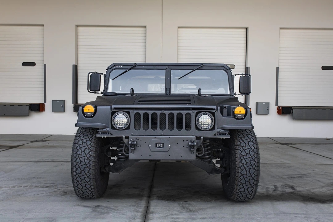 2009 Hummer HMMWV - Image 5 of 31