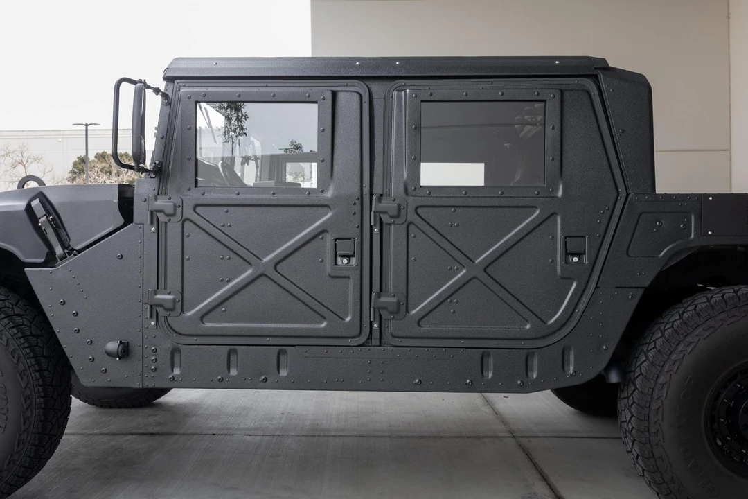 2009 Hummer HMMWV - Image 27 of 31