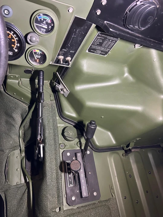 2009 Hummer HMMWV - Image 26 of 31