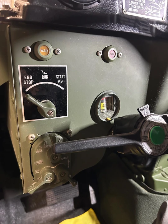2009 Hummer HMMWV - Image 19 of 31