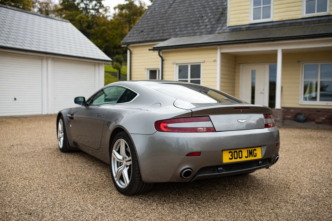 2009 Aston Martin V8 Vantage (2006-2017) - Image 8 of 31