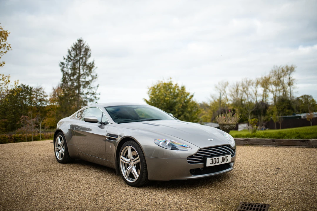 2009 Aston Martin V8 Vantage (2006-2017) - Image 12 of 31
