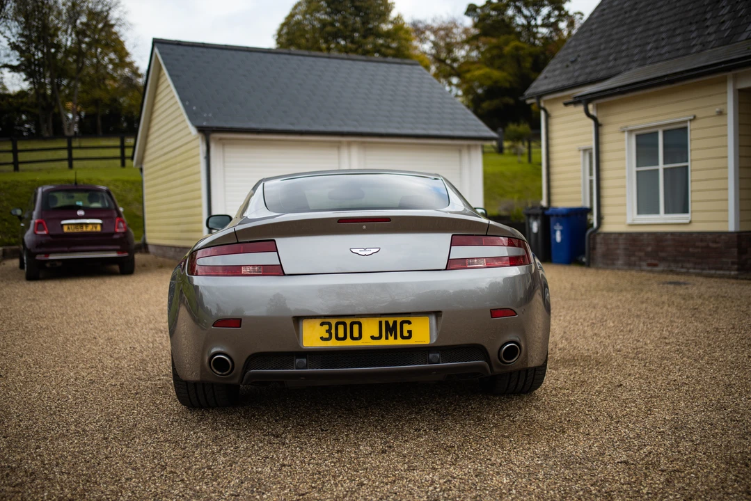 2009 Aston Martin V8 Vantage (2006-2017) - Image 7 of 31