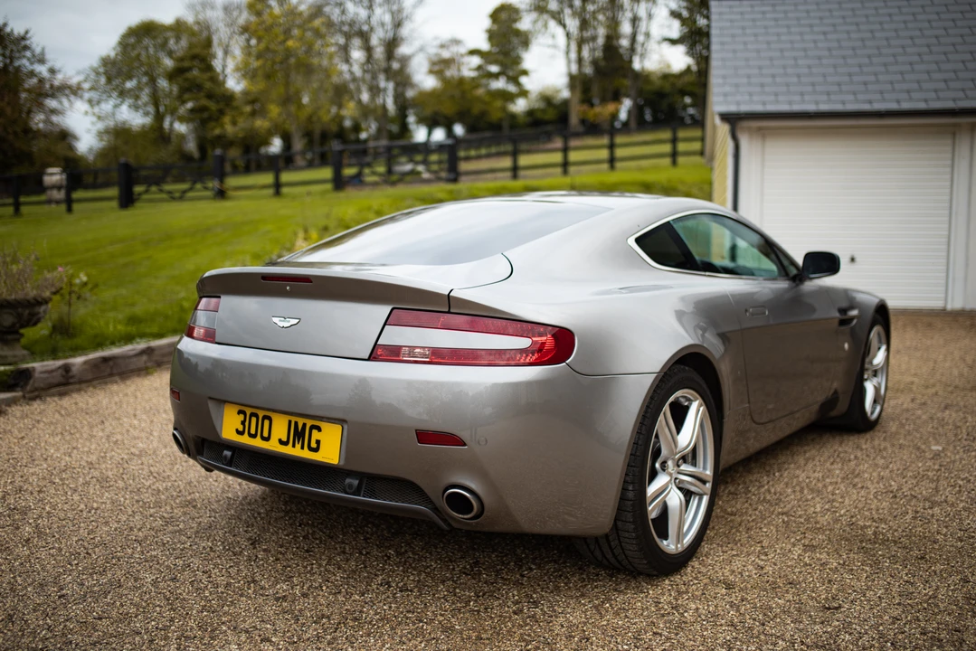 2009 Aston Martin V8 Vantage (2006-2017) - Image 14 of 31