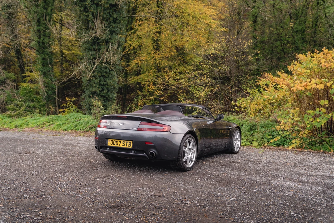 2009 Aston Martin V8 Vantage (2006-2017) - Image 8 of 31