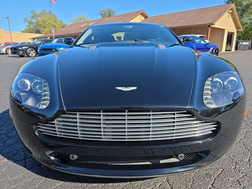 2009 Aston Martin V8 Vantage (2006-2017) - Image 12 of 12