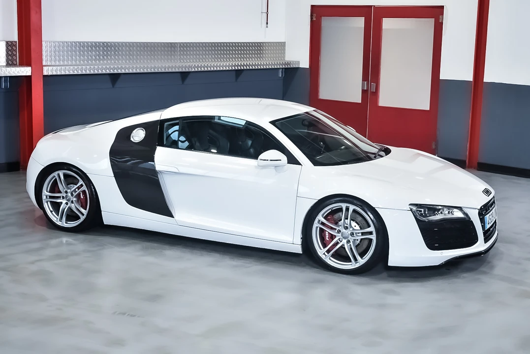 2009 Audi 42 R8 - Image 7 of 31