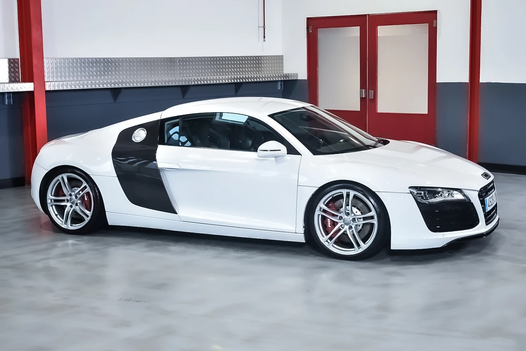 2009 Audi 42 R8 - Image 16 of 31