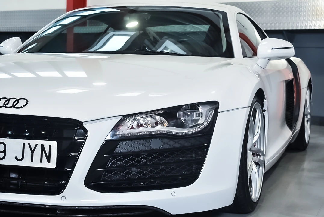 2009 Audi 42 R8 - Image 30 of 31