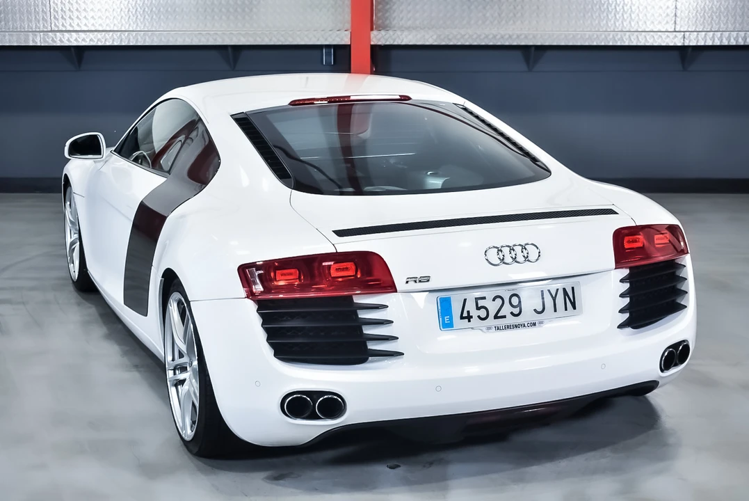 2009 Audi 42 R8 - Image 11 of 31
