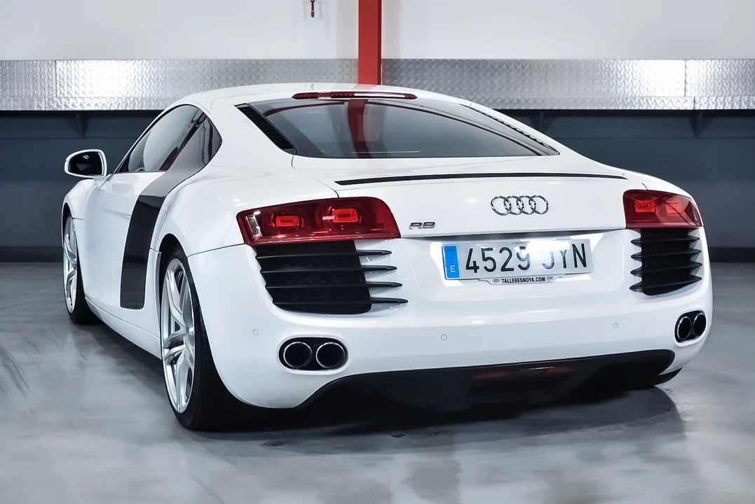2009 Audi 42 R8 - Image 22 of 31