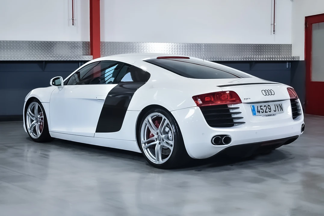 2009 Audi 42 R8 - Image 23 of 31