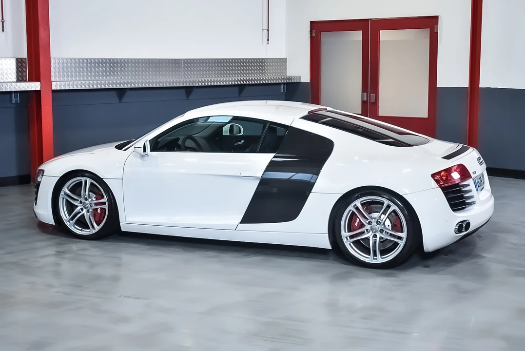 2009 Audi 42 R8 - Image 13 of 31