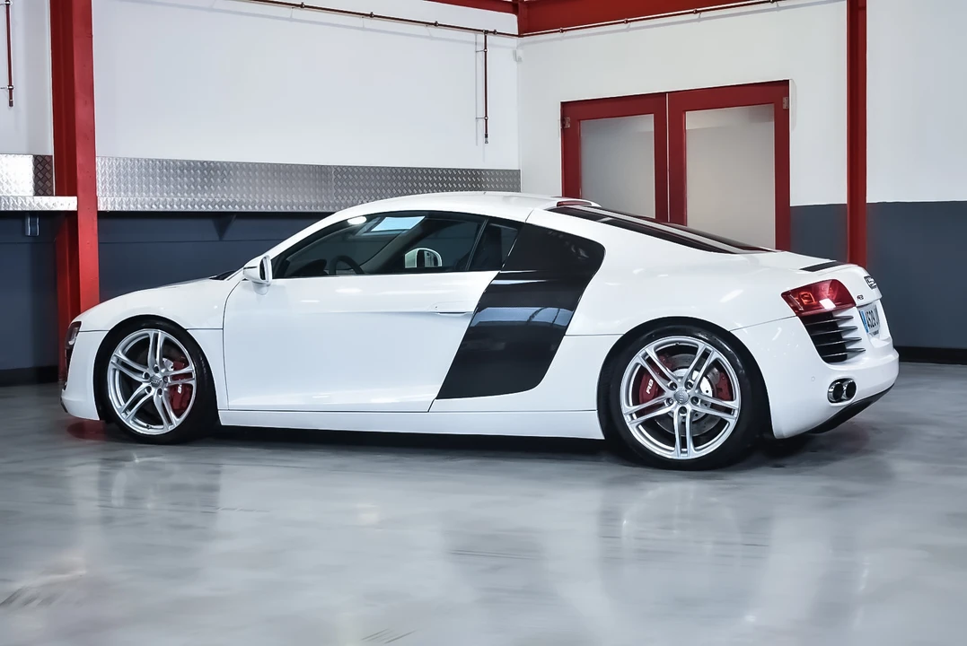 2009 Audi 42 R8 - Image 24 of 31