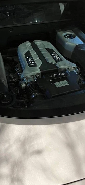 2009 Audi 42 R8 - Image 16 of 20